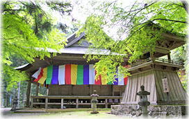 画像:瑠璃寺本堂