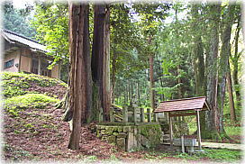 画像:畑町八幡神社境内