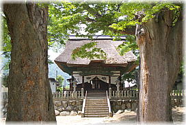 画像：加茂神社拝殿
