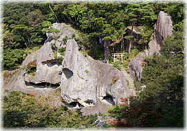画像:遊仙峡(那谷寺境内)