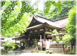 画像:岩間寺本堂